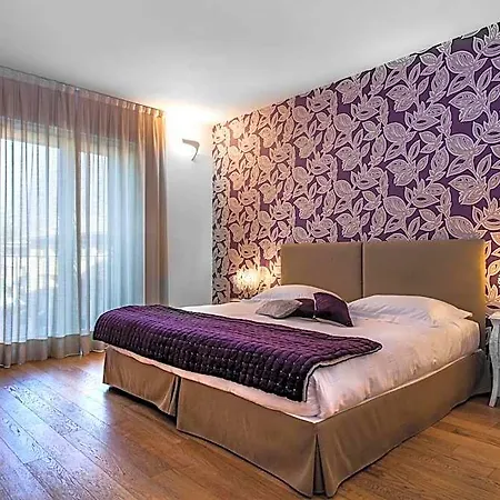 Spluga Sosta & Hotel