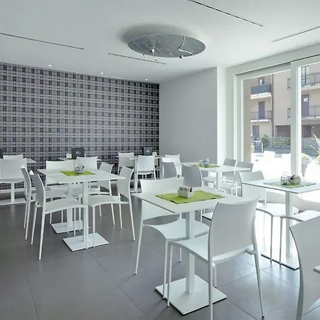 Hotel Spluga Sosta & 4*