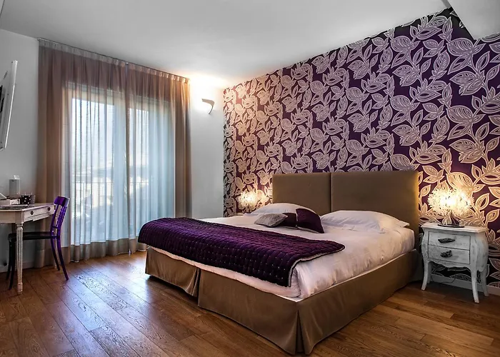 Hotel Spluga Sosta & 4*